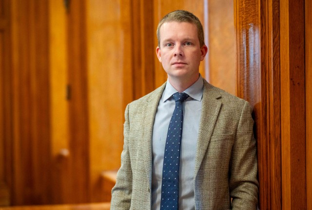 „Lakhatás: a 21. század egyik legnagyobb kihívása - ” Interjú Bókay Mártonnal, a Nemzetgazdasági Minisztérium nemzetközi pénzügyi kapcsolatokért és kifektetéspolitikáért felelős helyettes államtitkárával, aki egyúttal a hazai lakáspolitika szakmai irányít