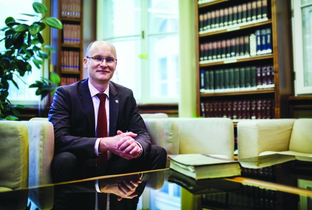 Az általános vagyonadó beilleszthető a modern adórendszerbe - Interjú dr. Kecső Gáborral